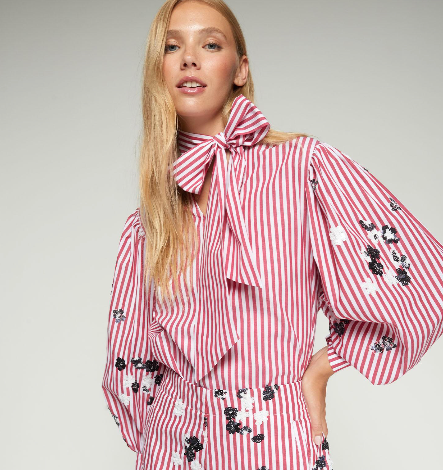 SHIRT WITH BOW, RED STRIPES, FLOWERS, AND SEQUINS