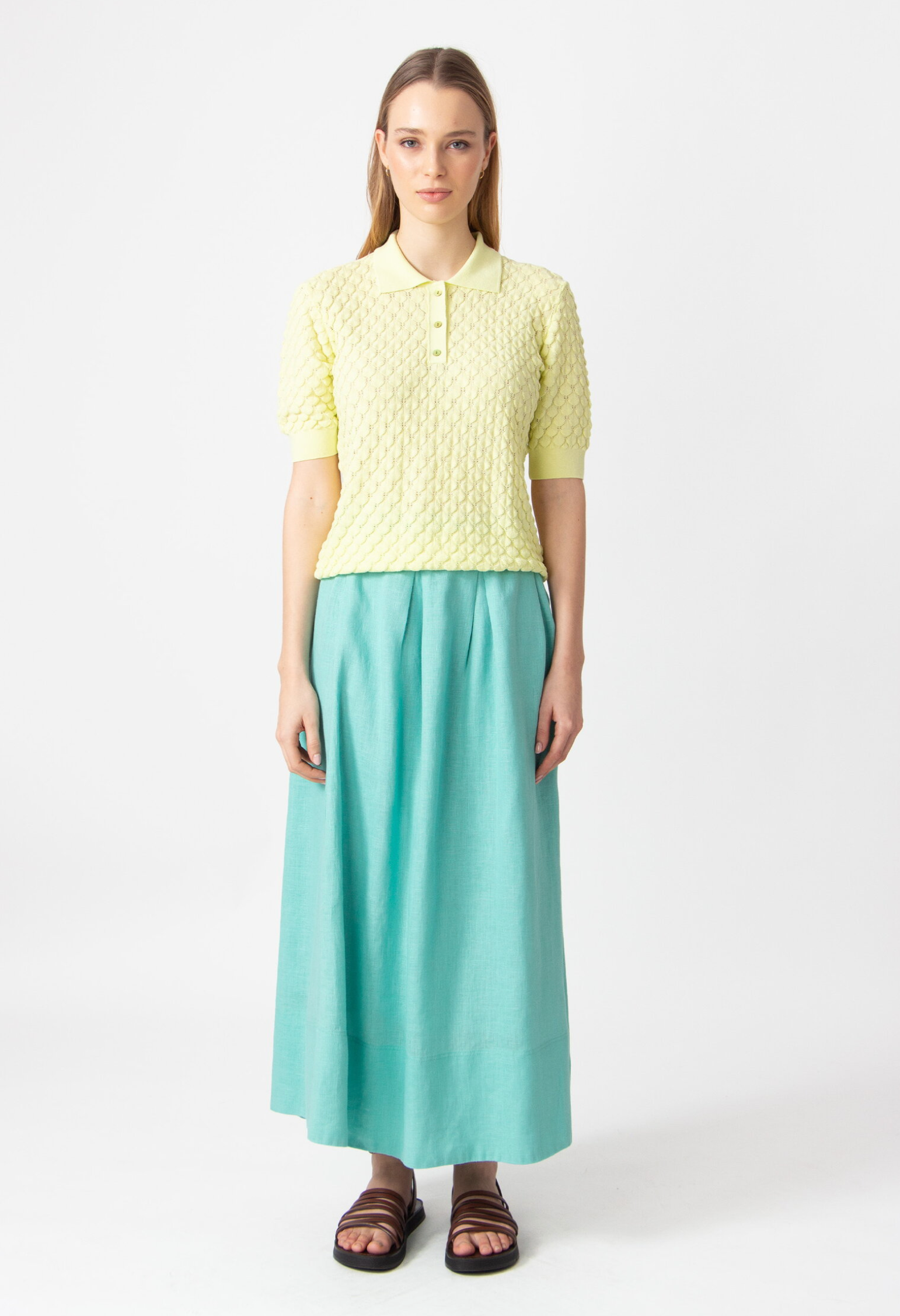 Solid Pattern, Structured Pullover