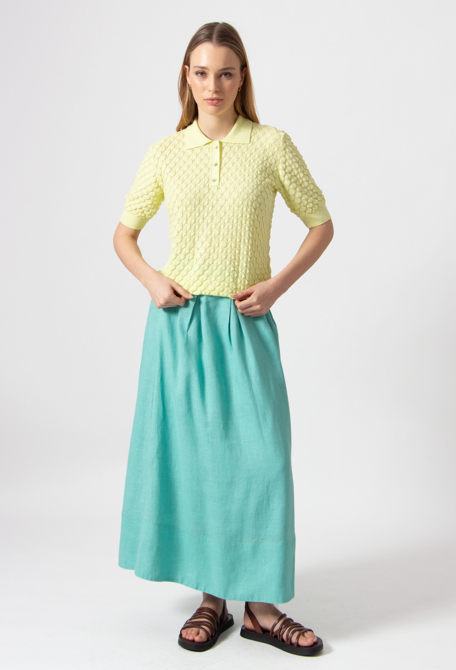 Solid Pattern, Structured Pullover