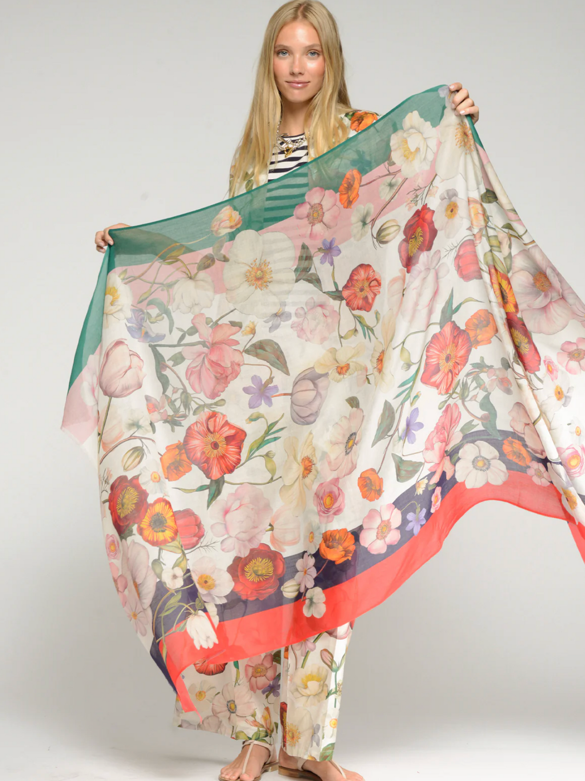 MULTICOLOUR FLORAL PRINT SCARF