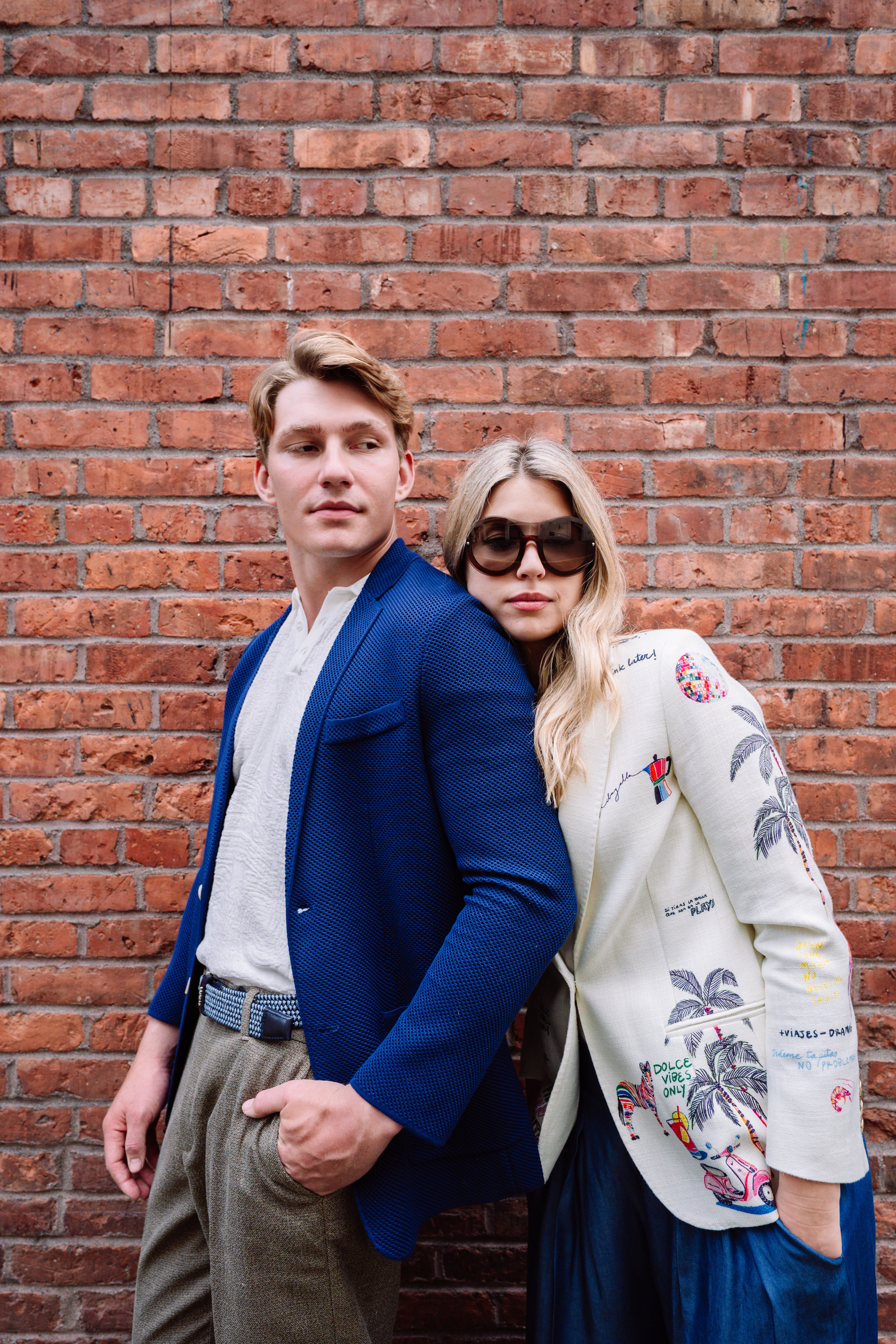 WHITE JACKET WITH QUIRKY PRINT