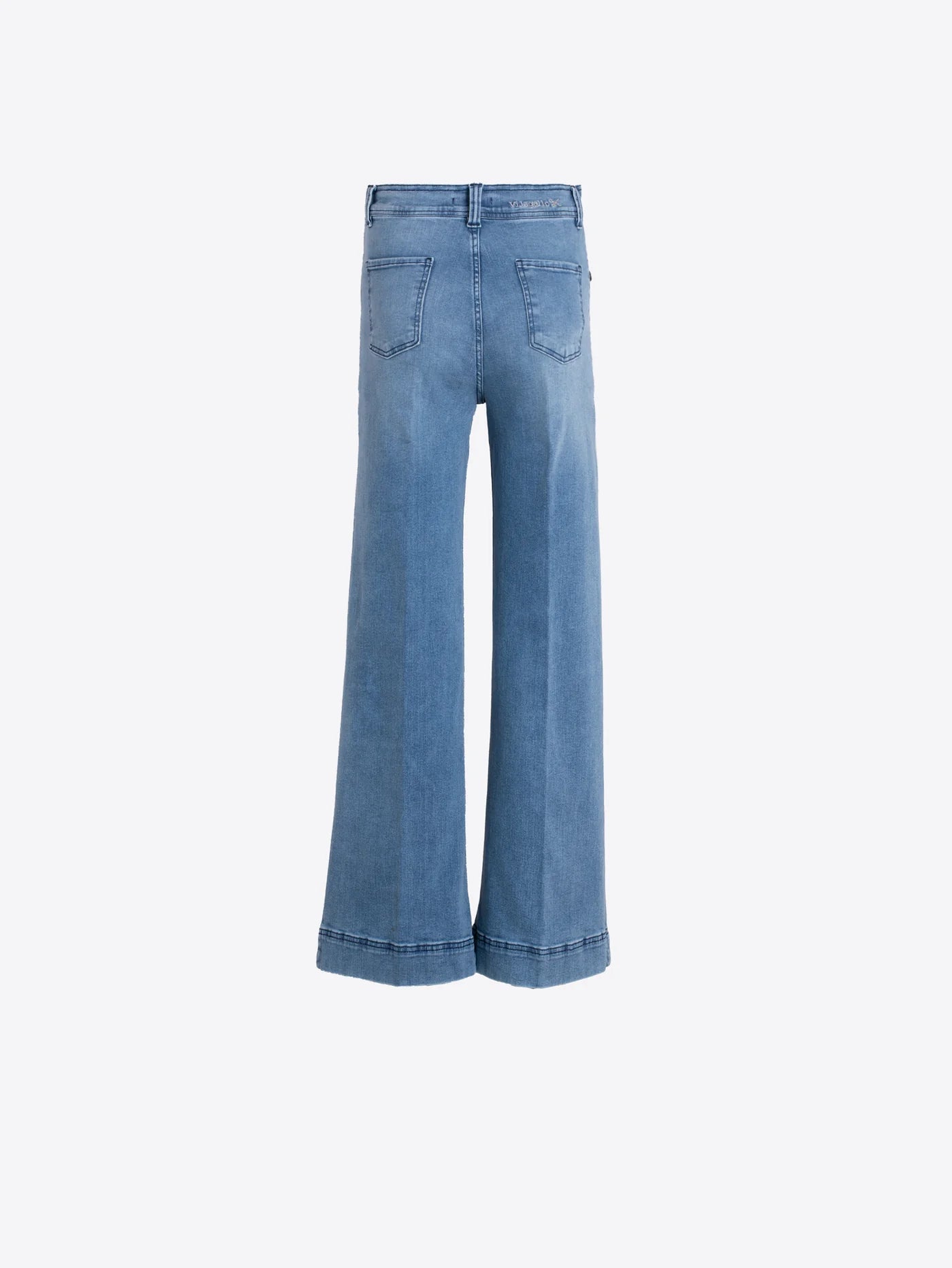 STRAIGHT LEG JEANS WITH MARKED POCKETS