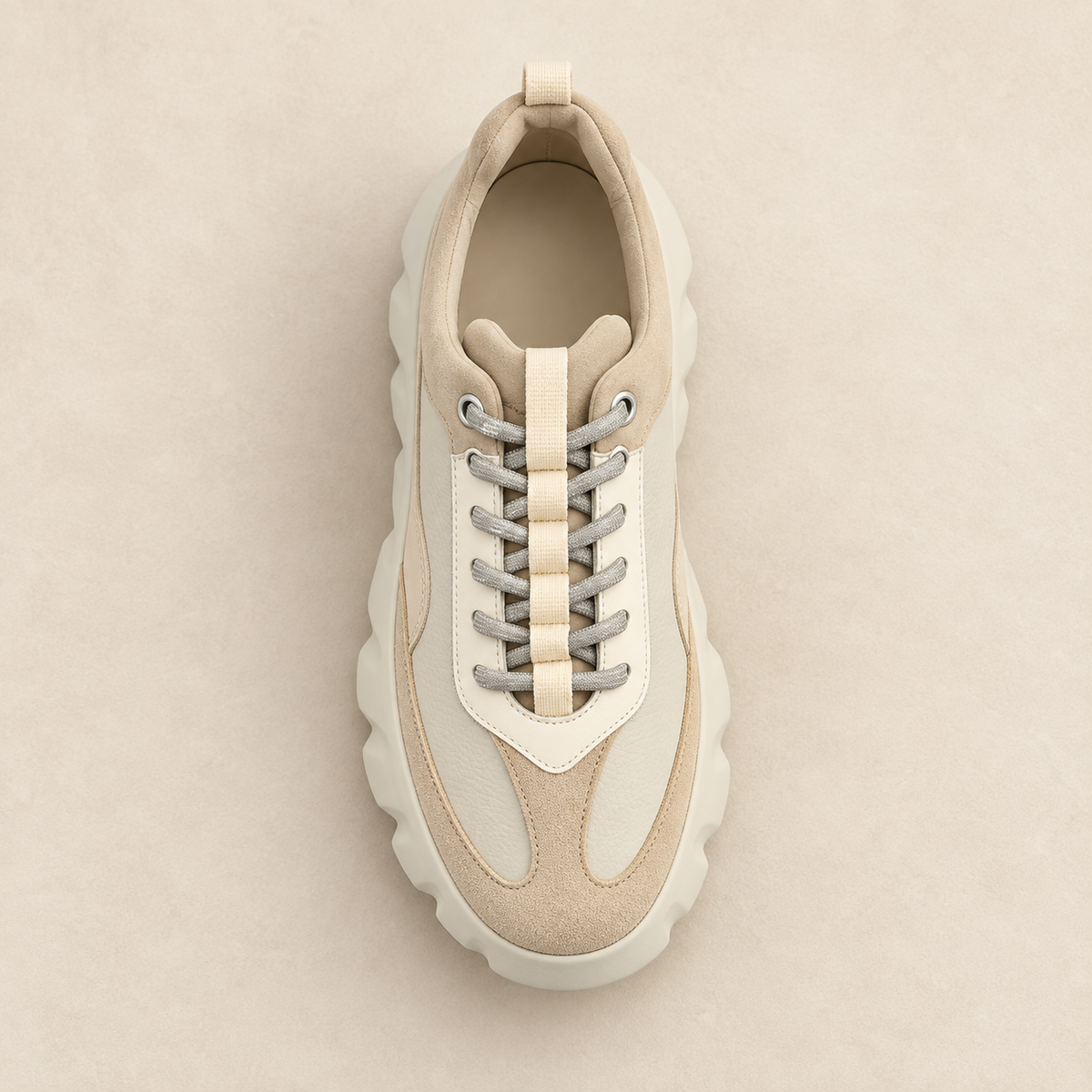 Tura Flow Sneaker