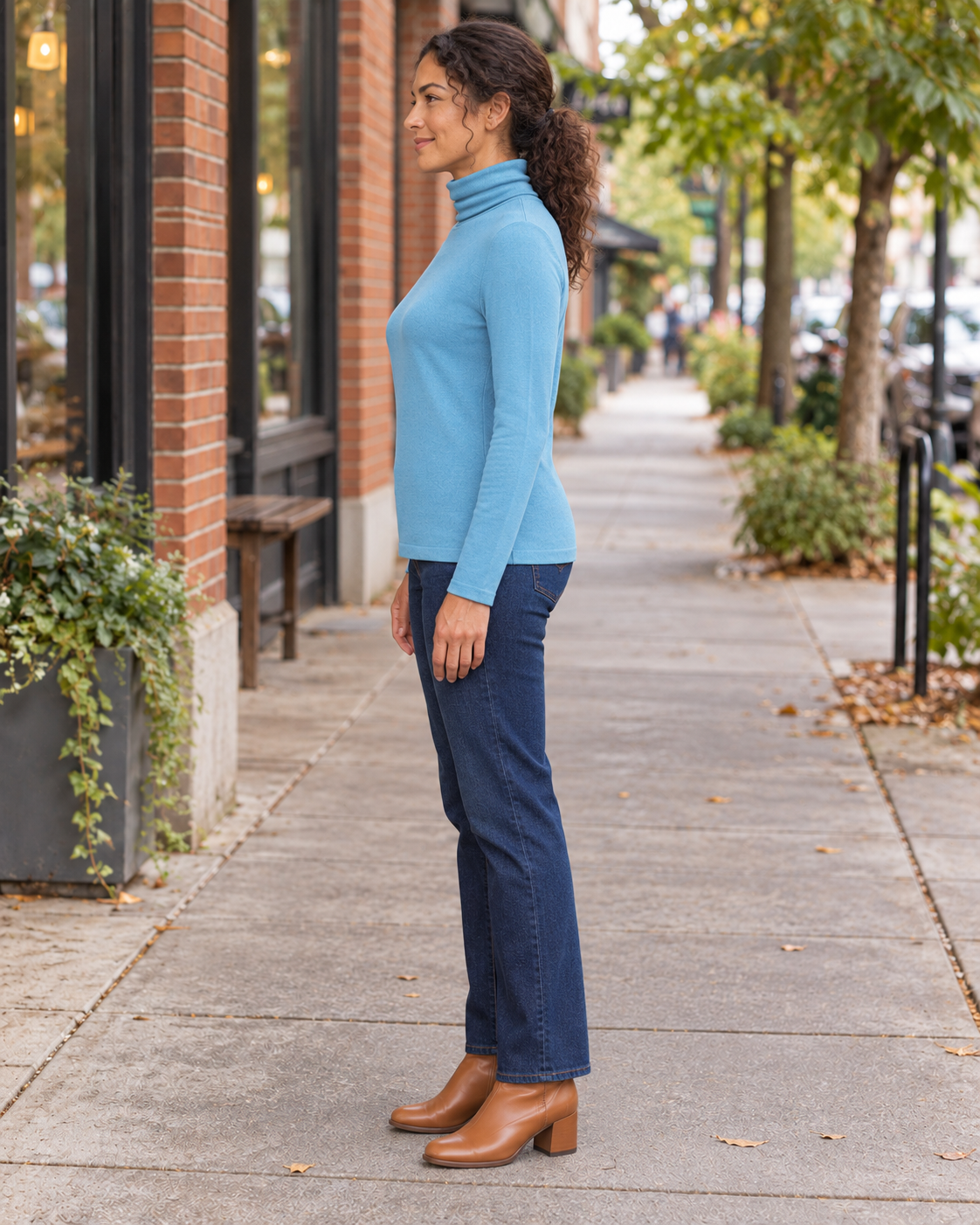 Fine Knit Roll-Neck Pullover