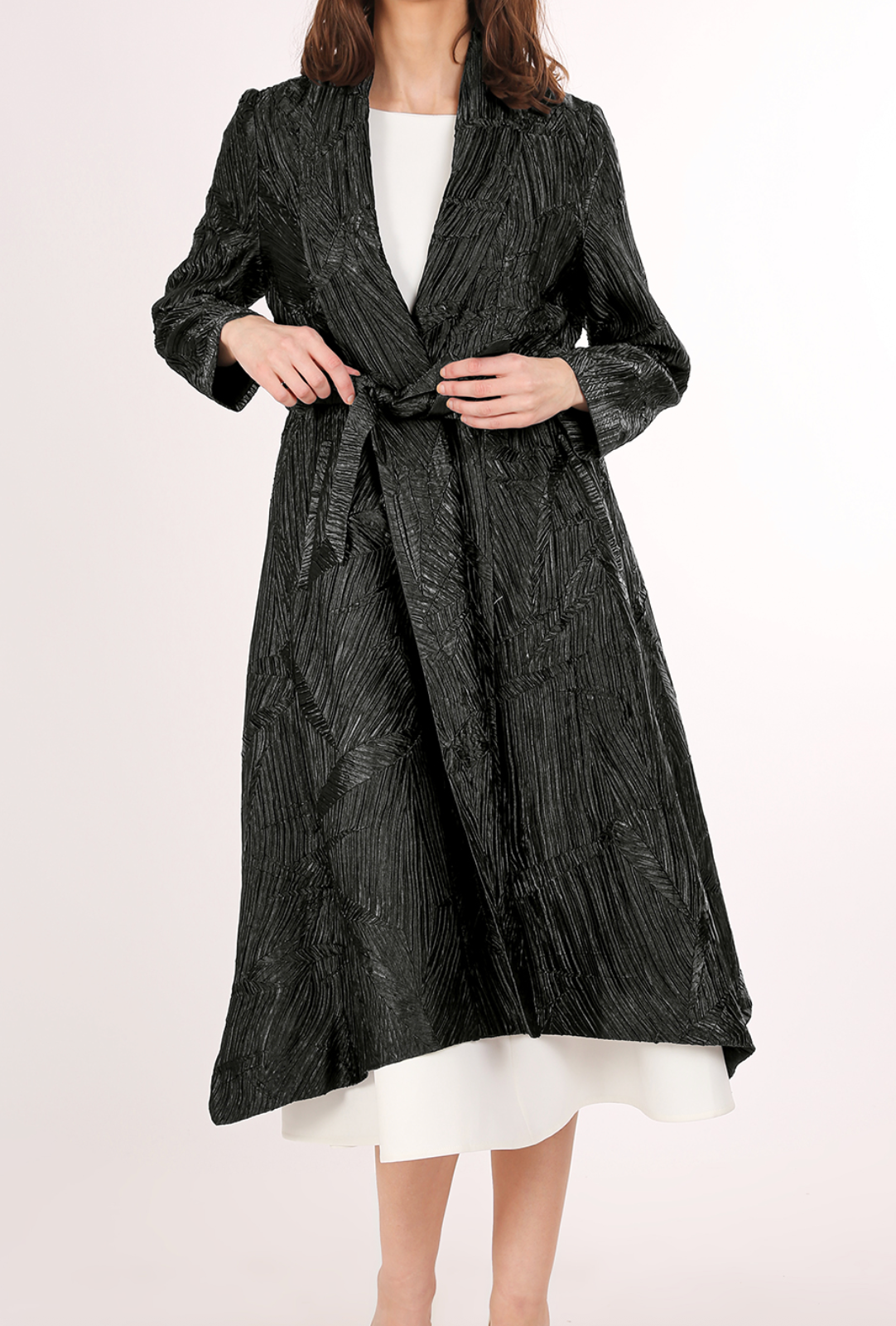 Glossy Pleats Detail Belted Open V-Neck Coat PM4205-L