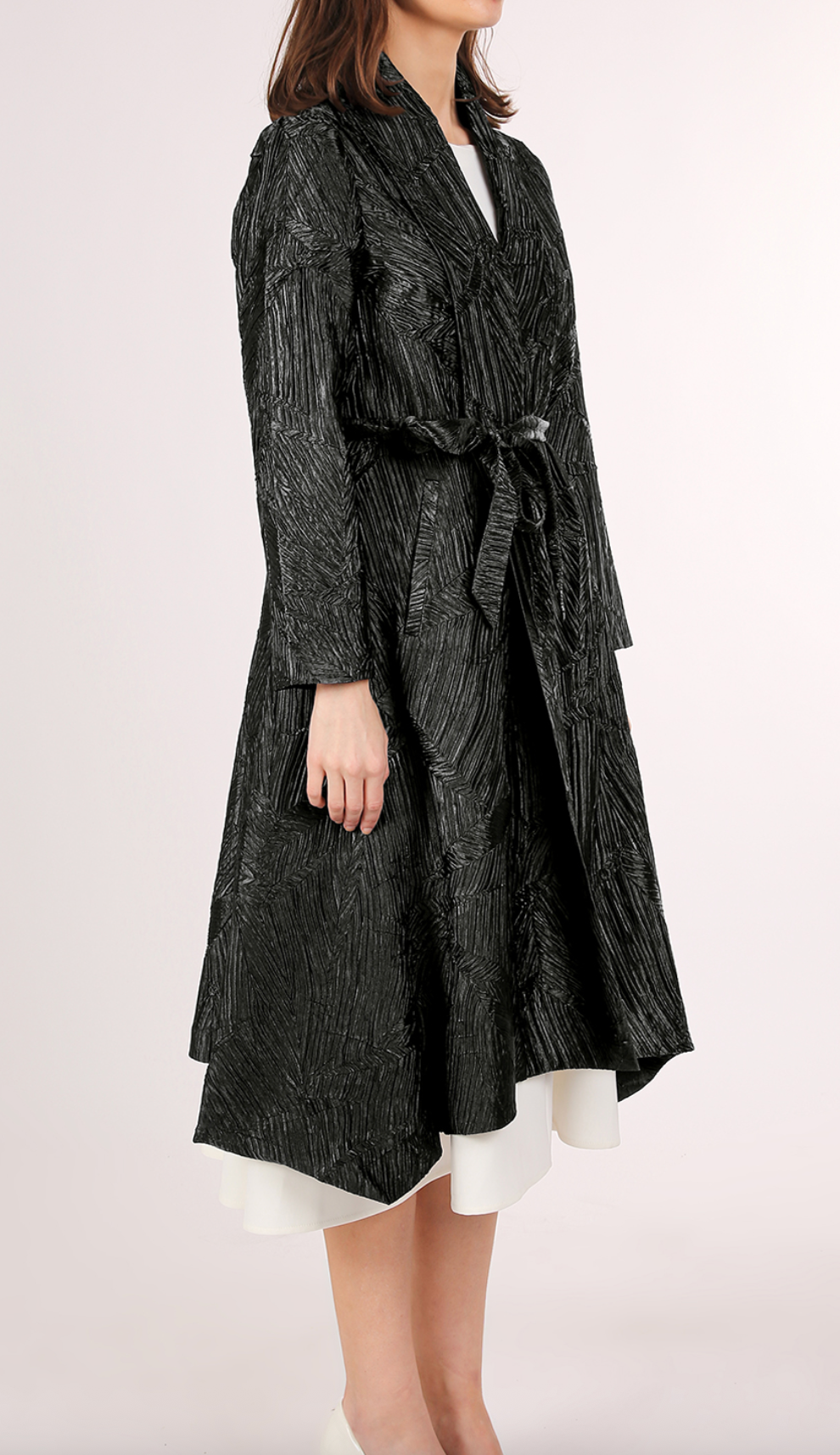 Glossy Pleats Detail Belted Open V-Neck Coat PM4205-L
