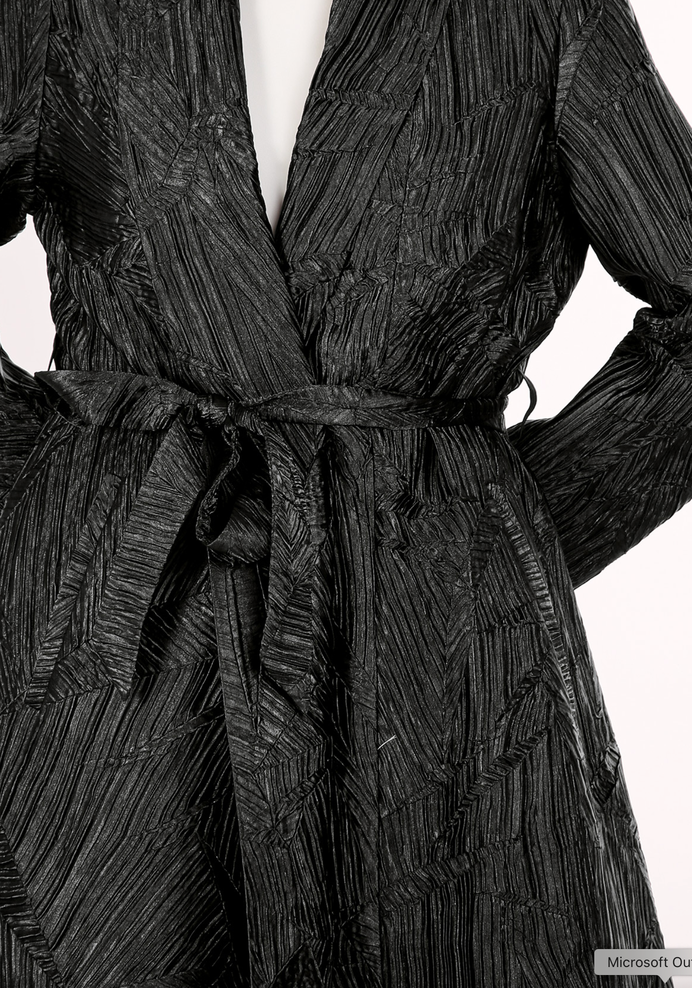 Glossy Pleats Detail Belted Open V-Neck Coat PM4205-L