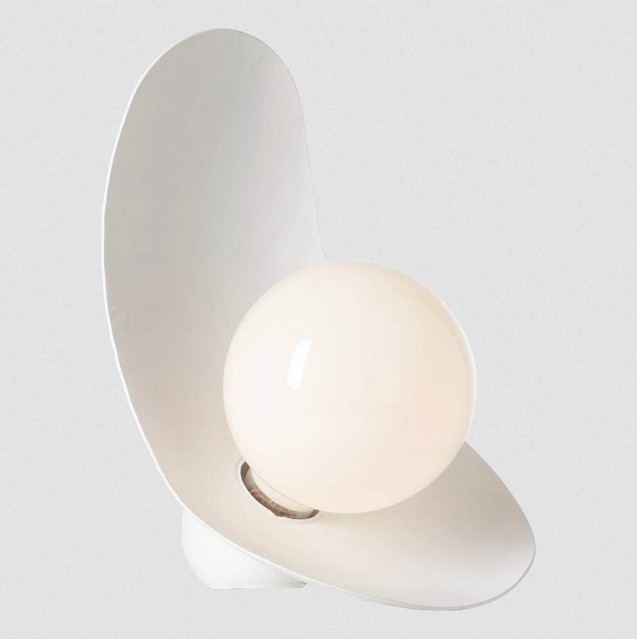 Yoki Table Lamp